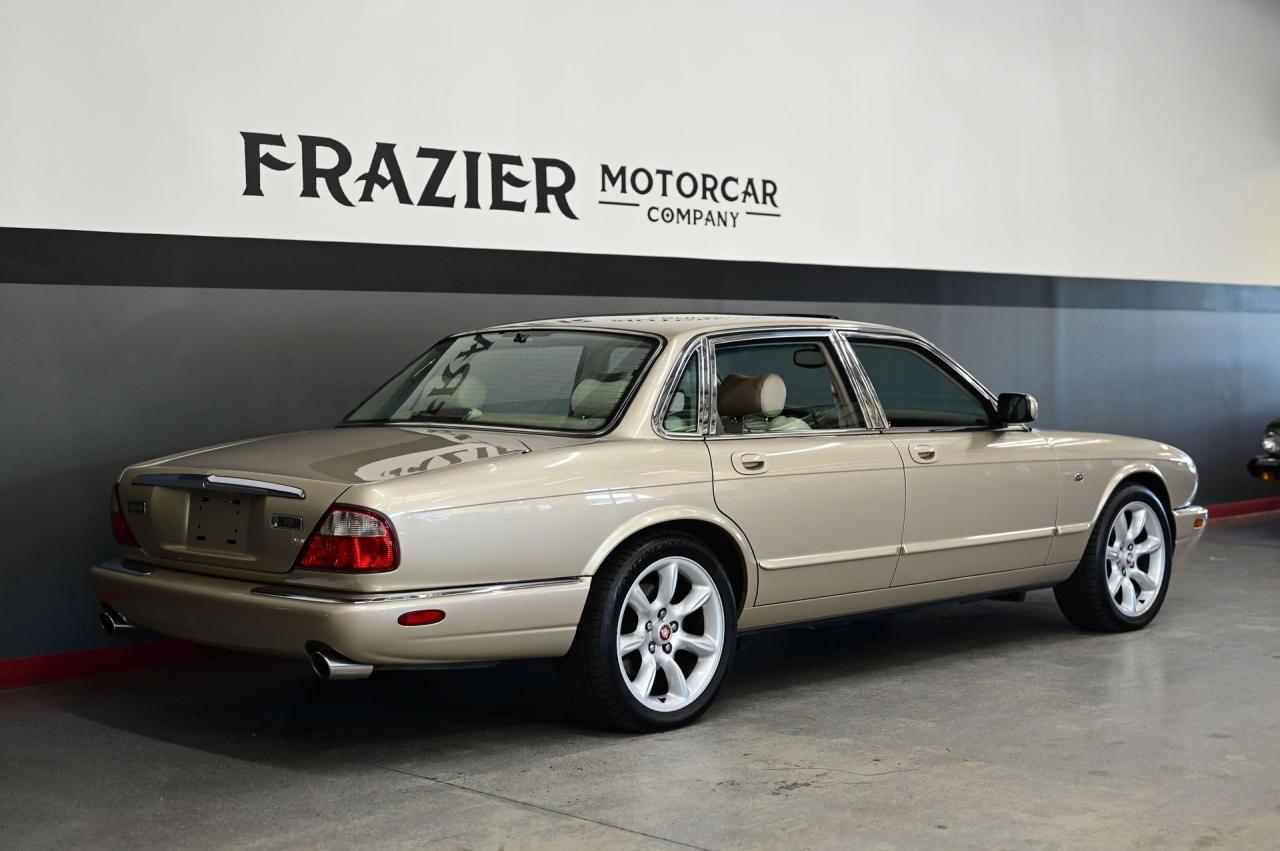 1999 Jaguar XJR SUPERCHARGED V8