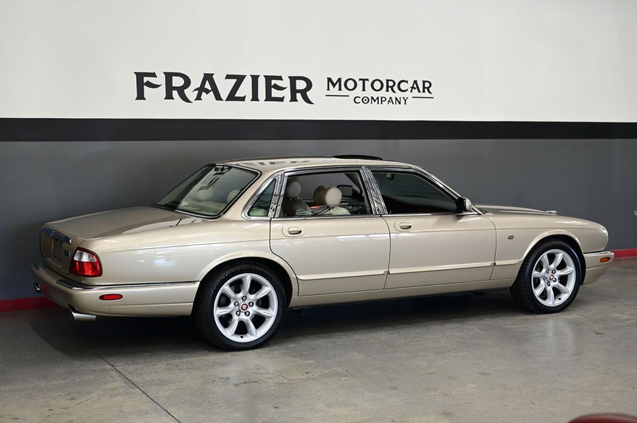 1999 Jaguar XJR SUPERCHARGED V8