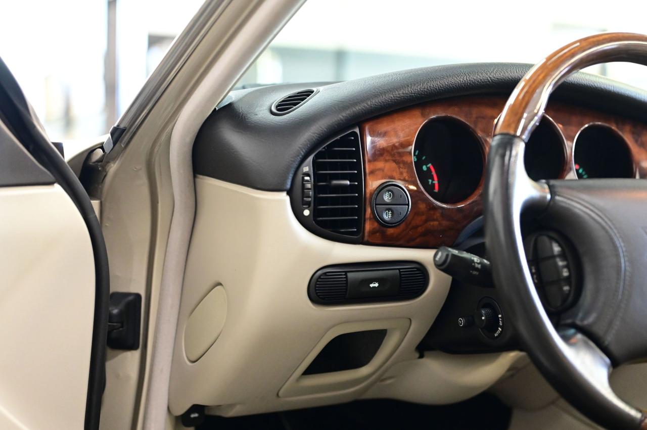 1999 Jaguar XJR SUPERCHARGED V8