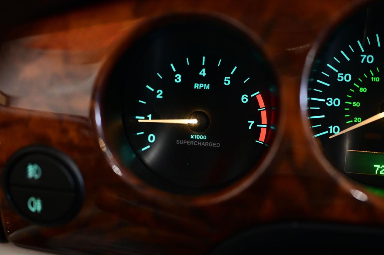 1999 Jaguar XJR SUPERCHARGED V8