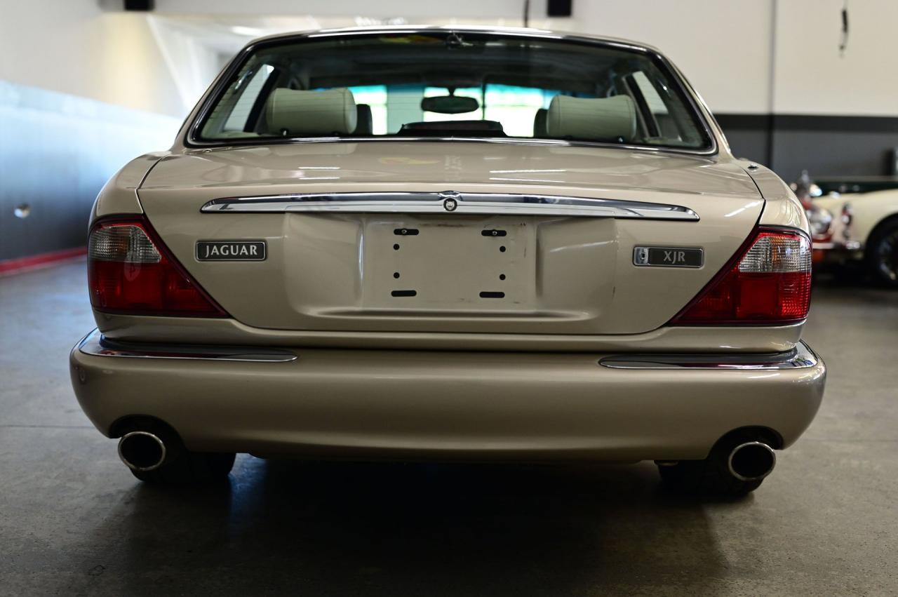 1999 Jaguar XJR SUPERCHARGED V8