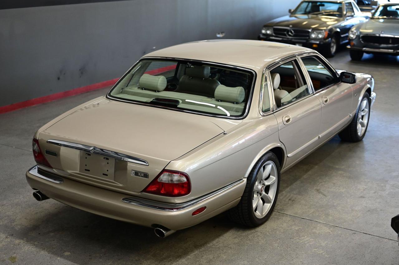 1999 Jaguar XJR SUPERCHARGED V8