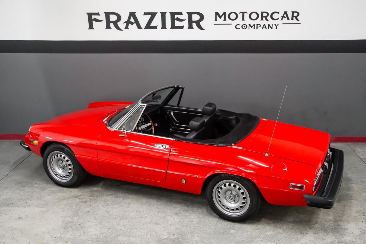 1975 Alfa Romeo 2000 Spider Veloce