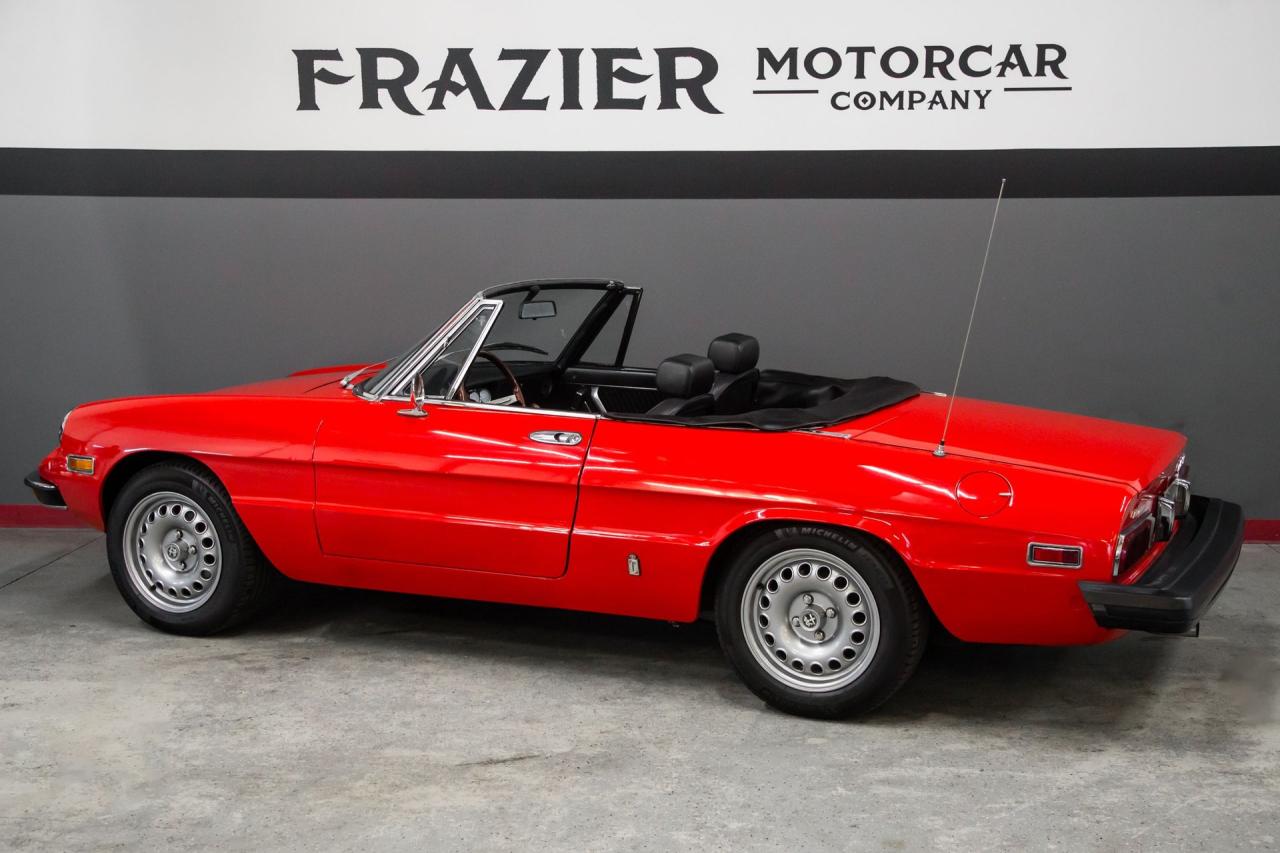 1975 Alfa Romeo 2000 Spider Veloce
