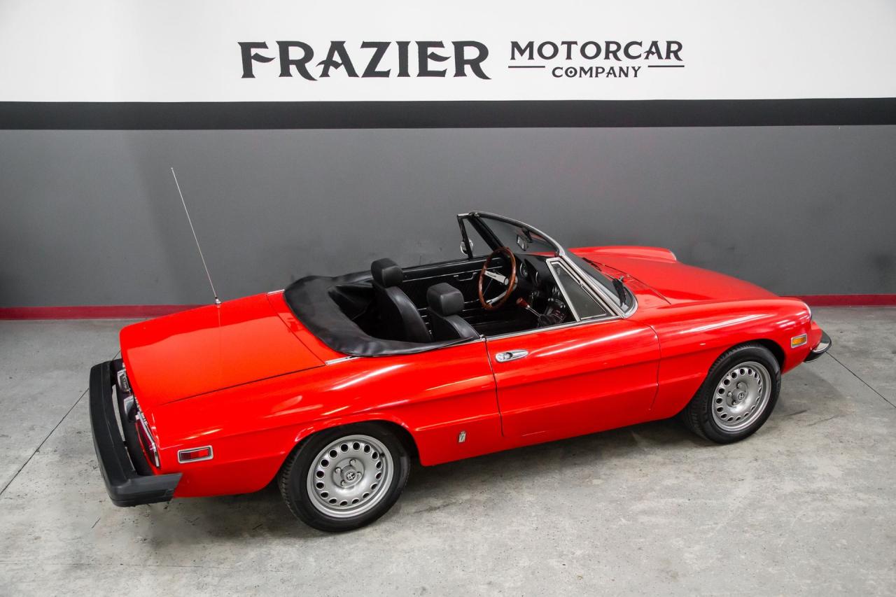 1975 Alfa Romeo 2000 Spider Veloce