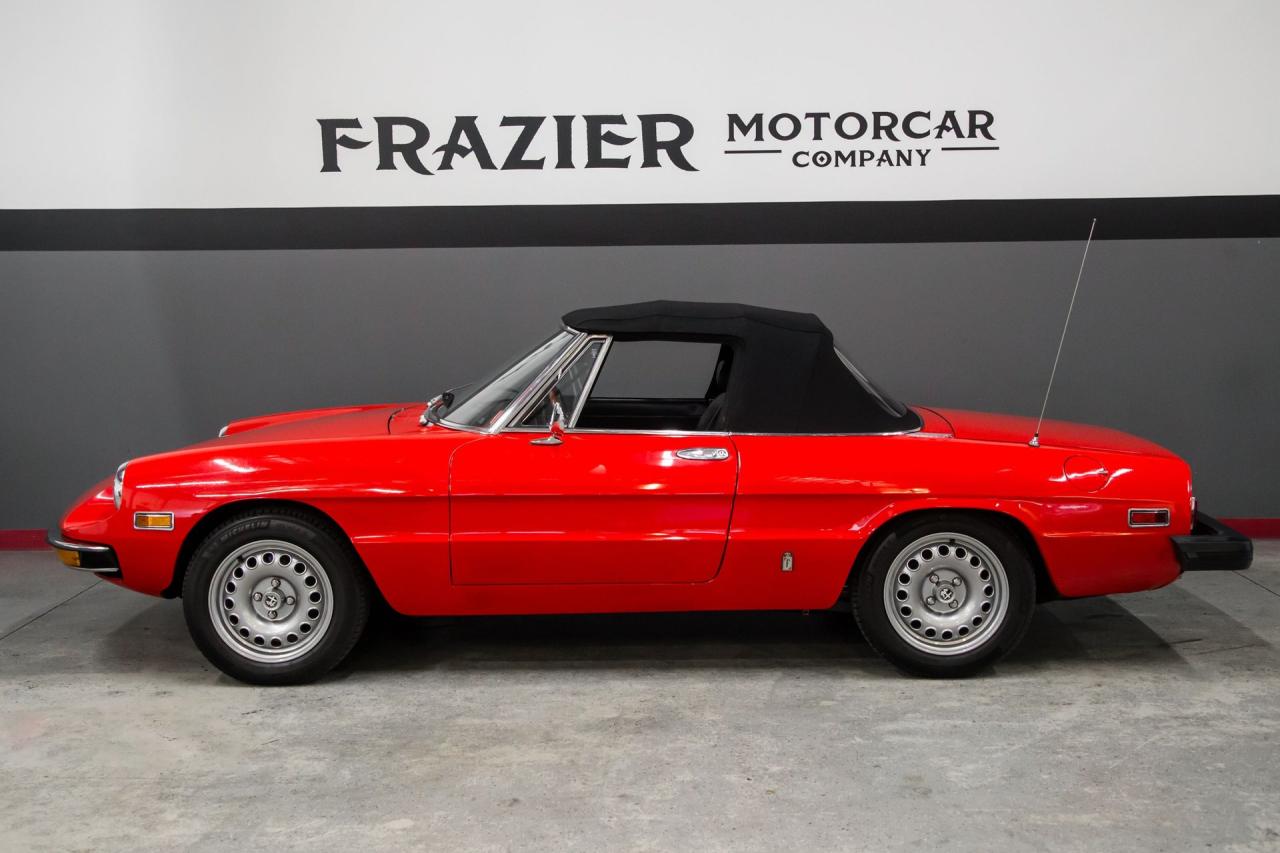 1975 Alfa Romeo 2000 Spider Veloce