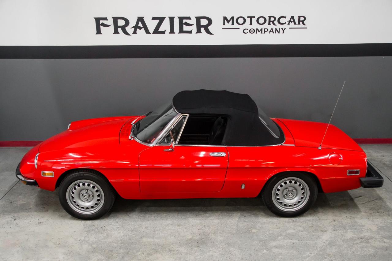 1975 Alfa Romeo 2000 Spider Veloce