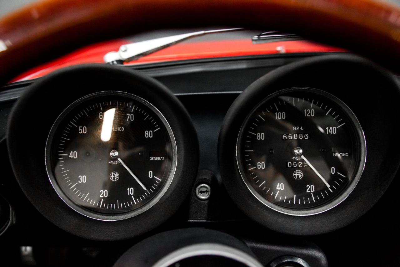 1975 Alfa Romeo 2000 Spider Veloce