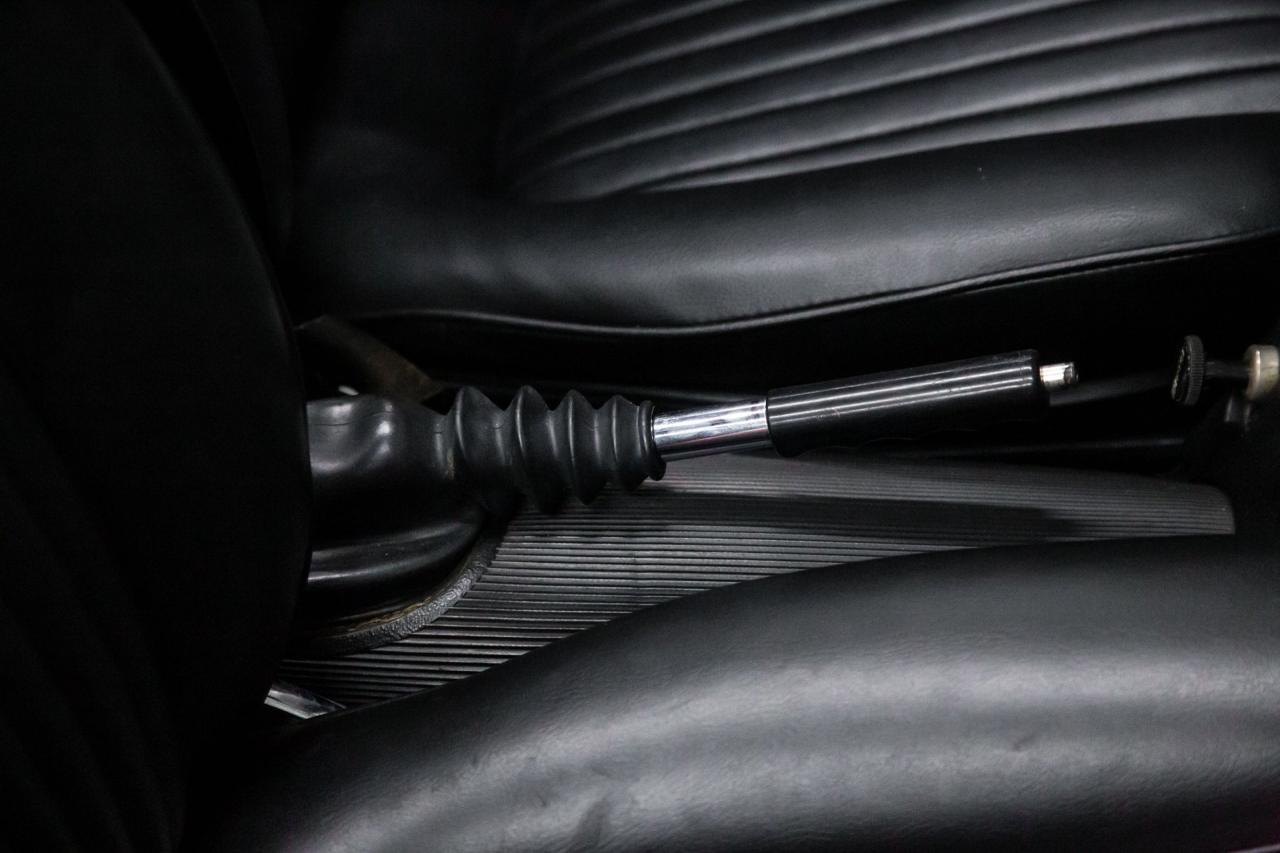 1975 Alfa Romeo 2000 Spider Veloce