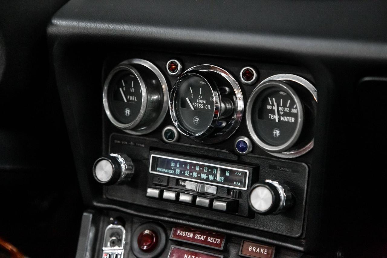 1975 Alfa Romeo 2000 Spider Veloce