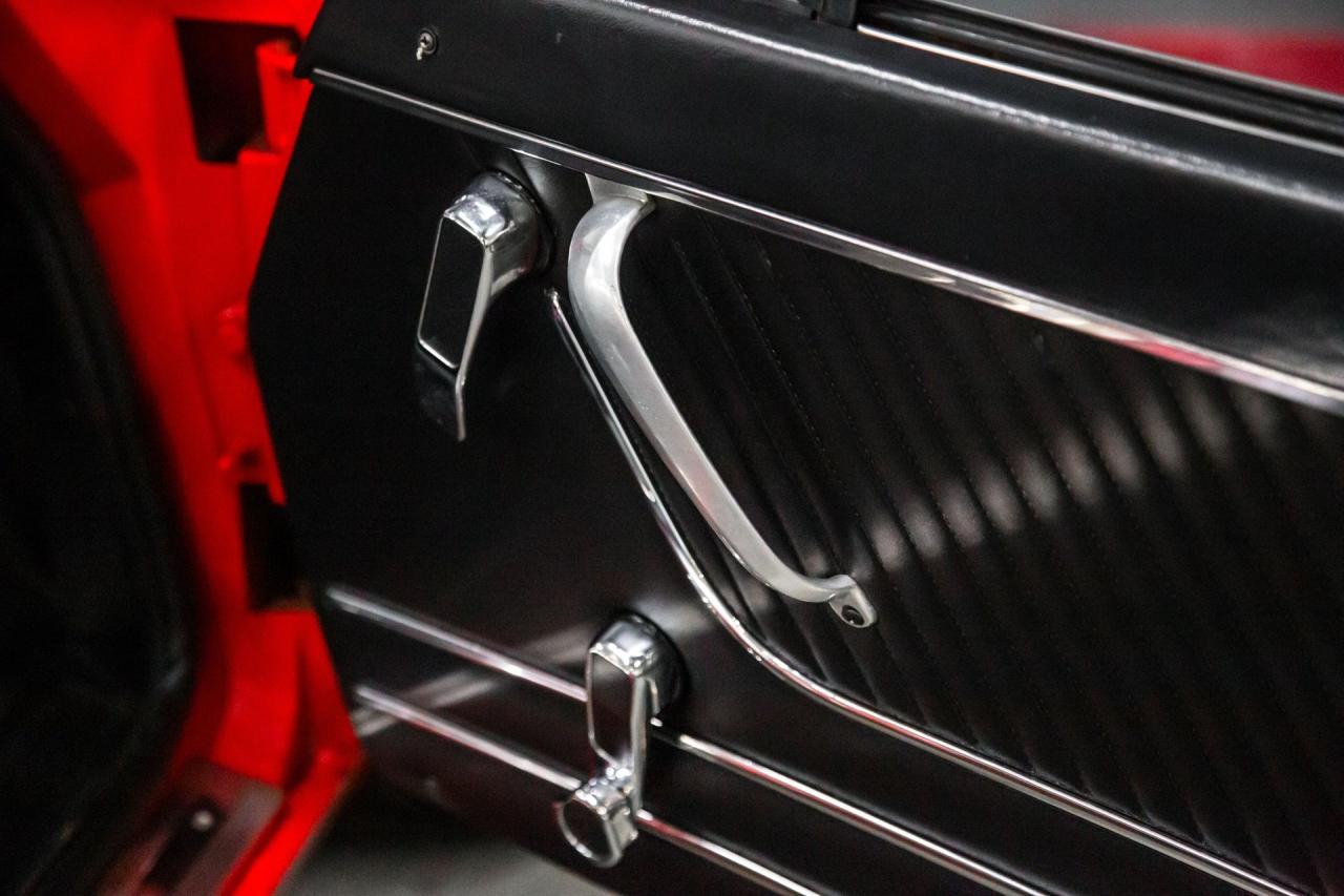 1975 Alfa Romeo 2000 Spider Veloce