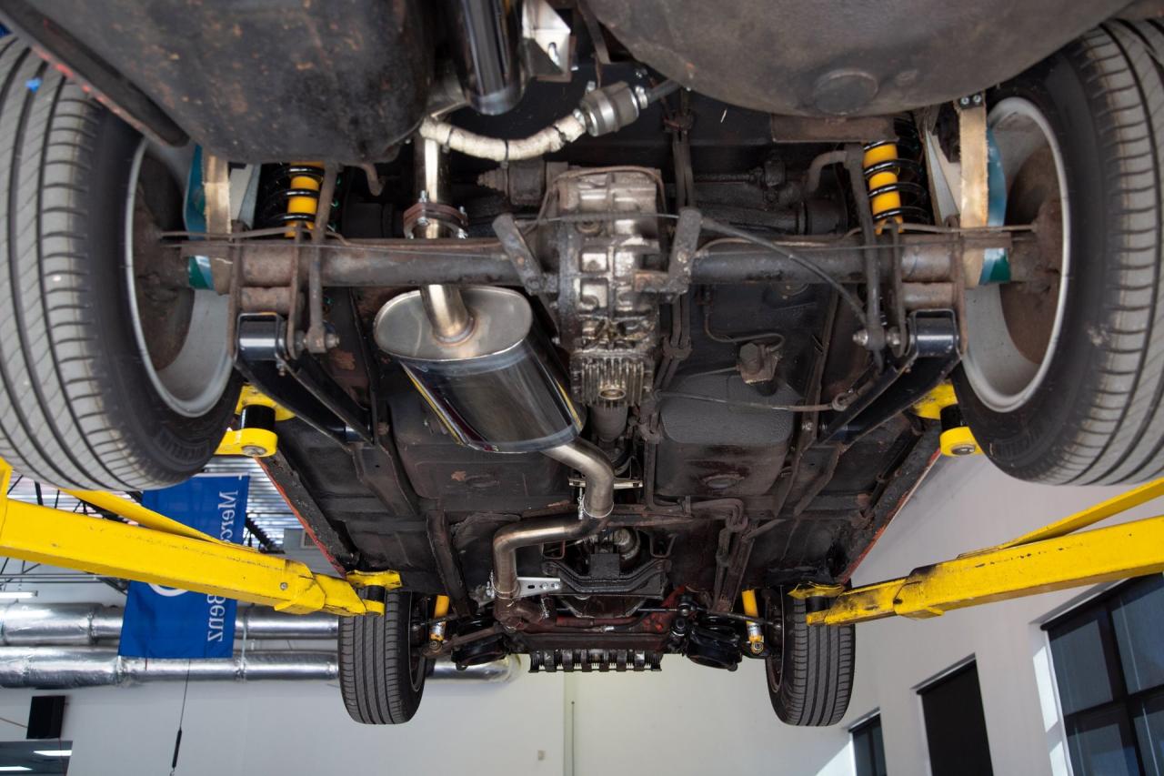 1975 Alfa Romeo 2000 Spider Veloce