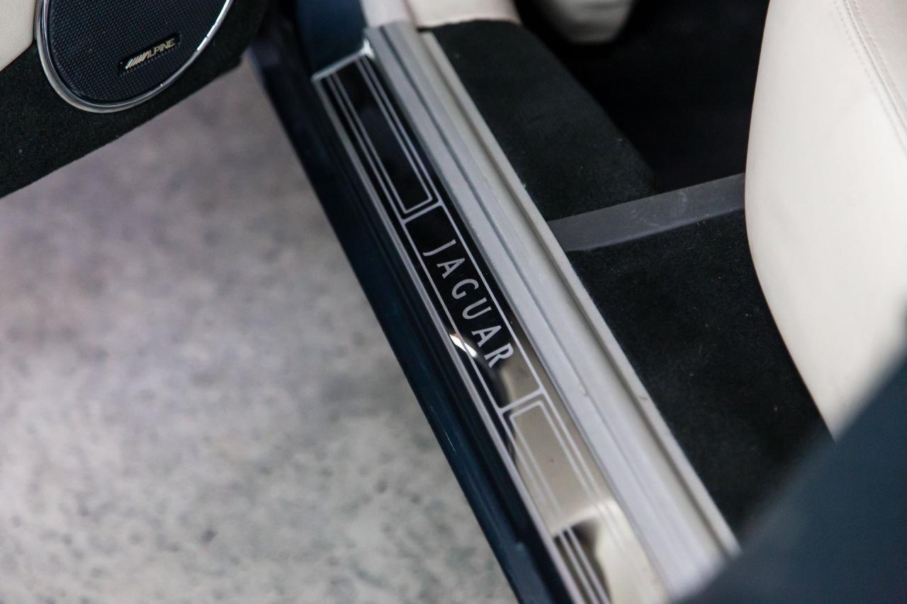 2001 Jaguar XJR SUPERCHARGED V8