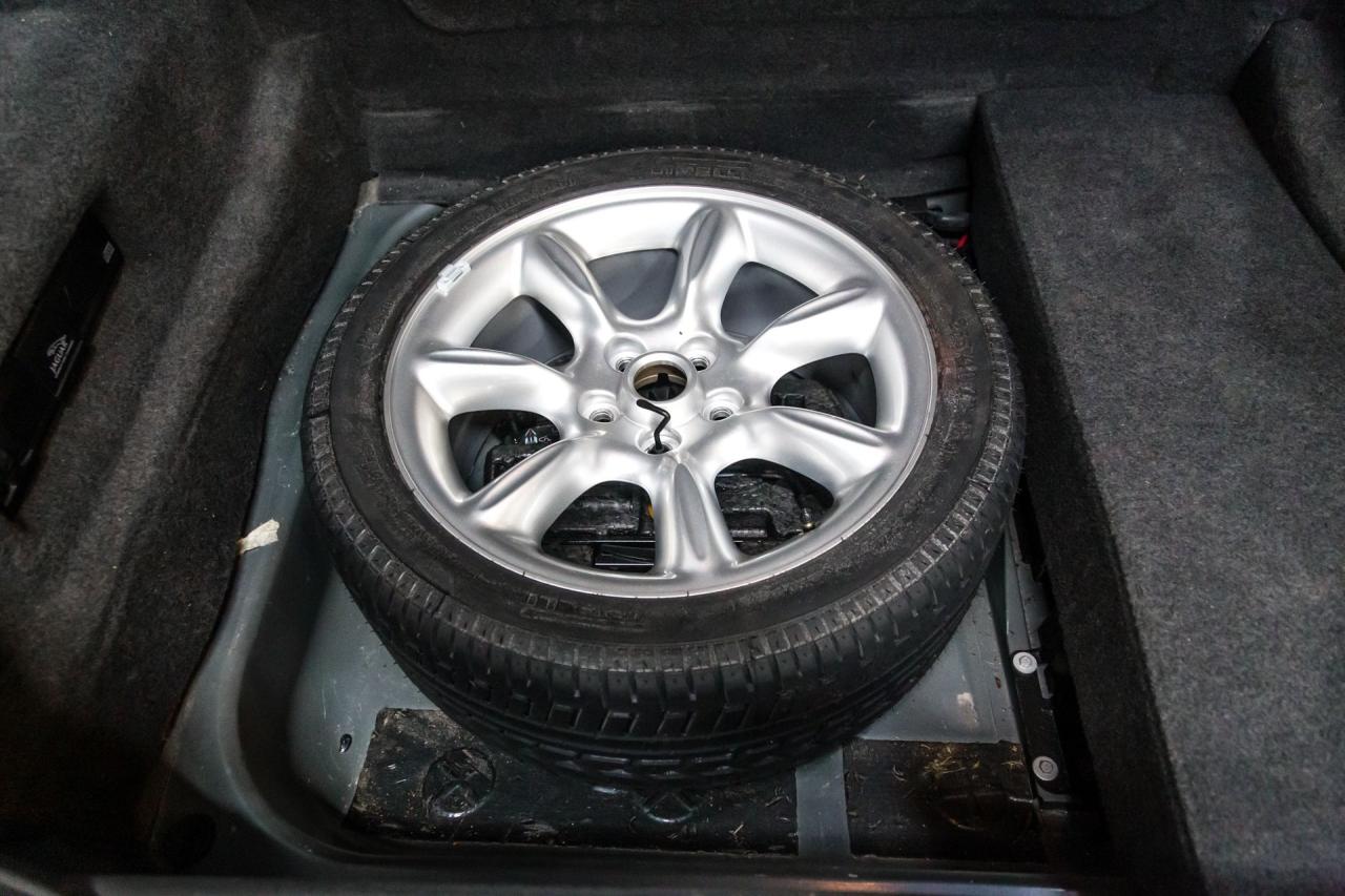 2001 Jaguar XJR SUPERCHARGED V8