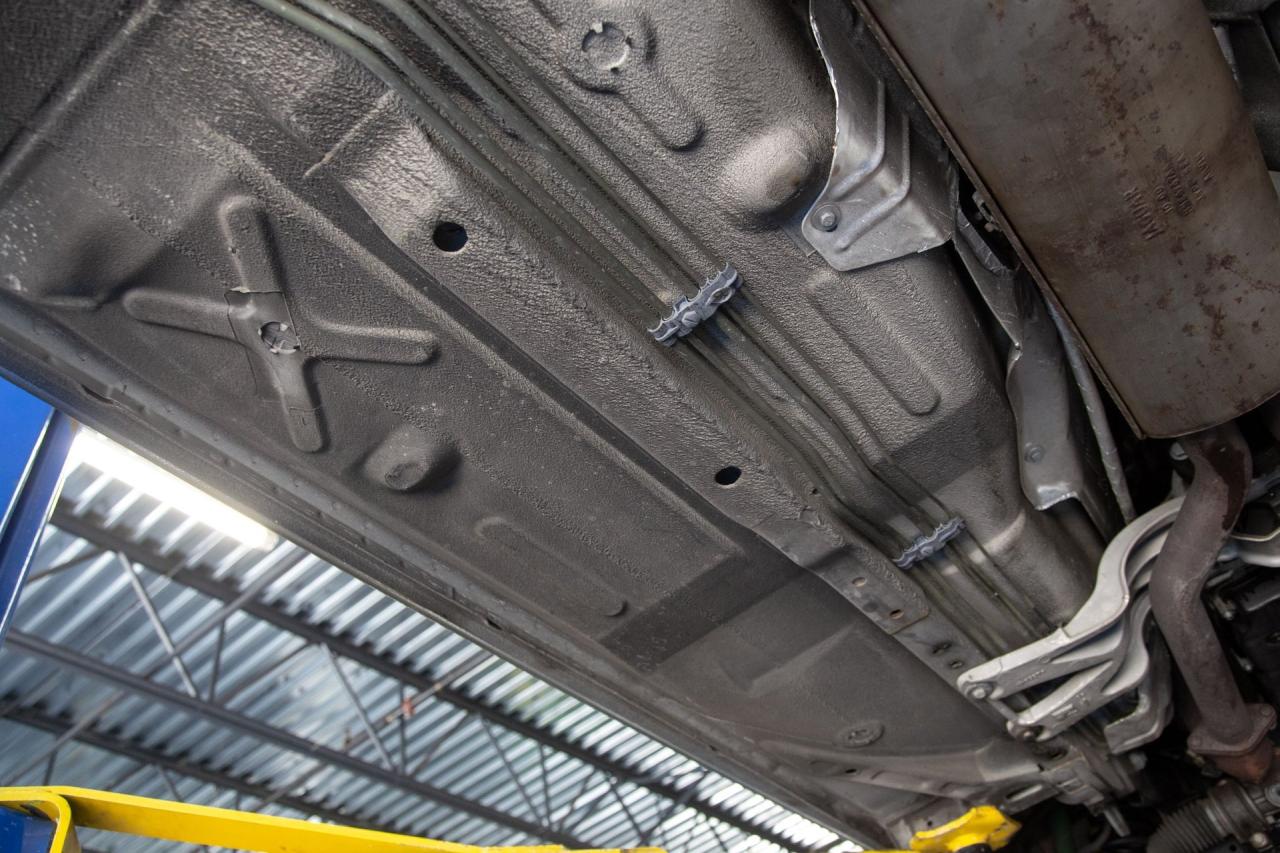 2001 Jaguar XJR SUPERCHARGED V8