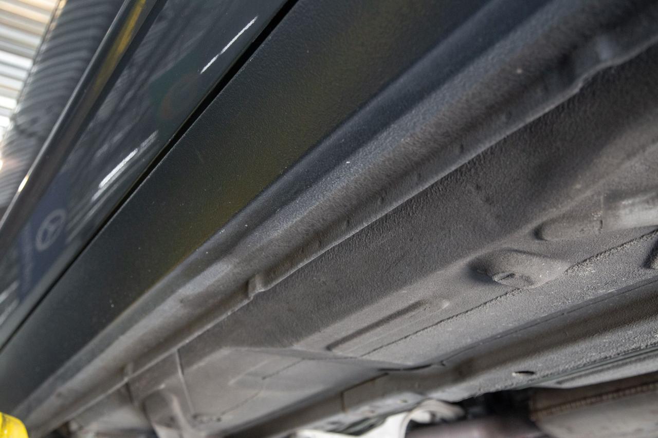 2001 Jaguar XJR SUPERCHARGED V8