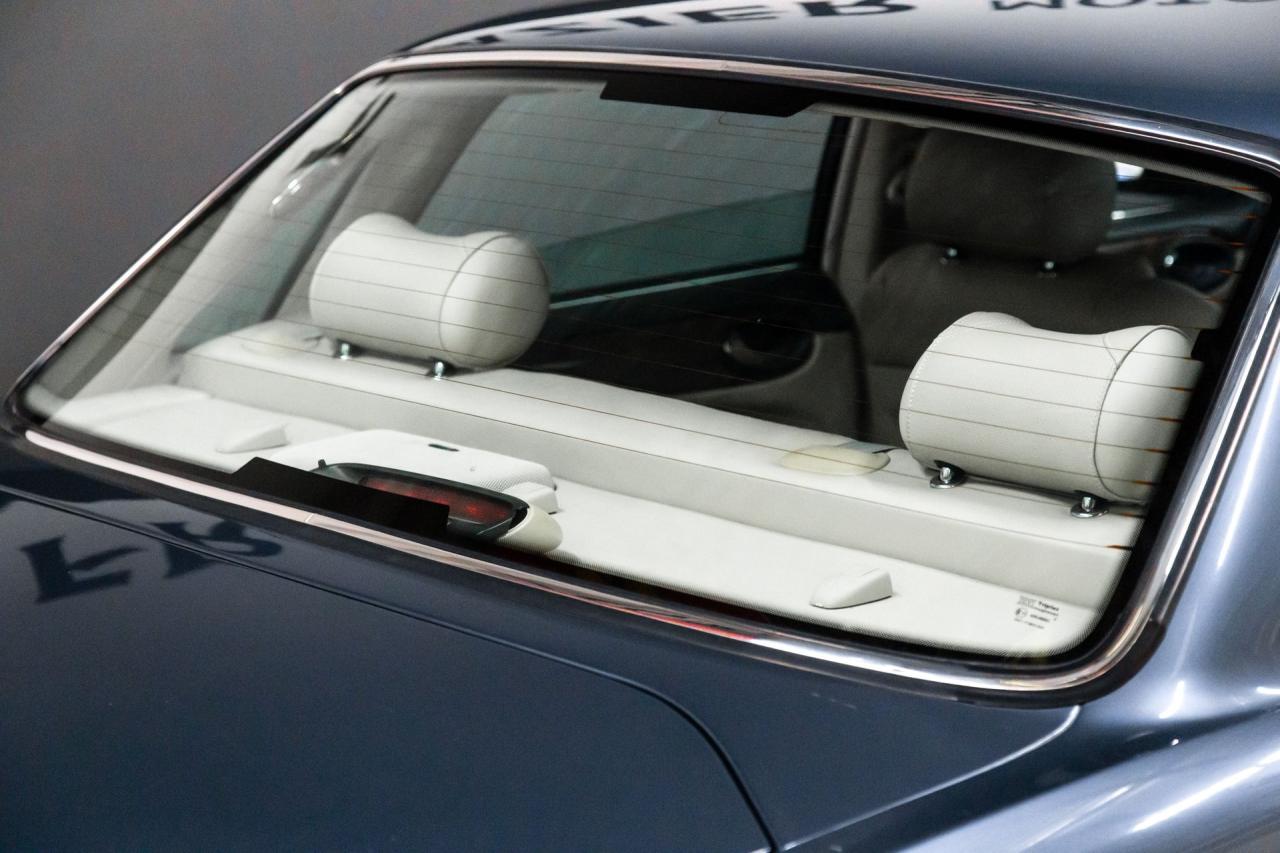 2001 Jaguar XJR SUPERCHARGED V8