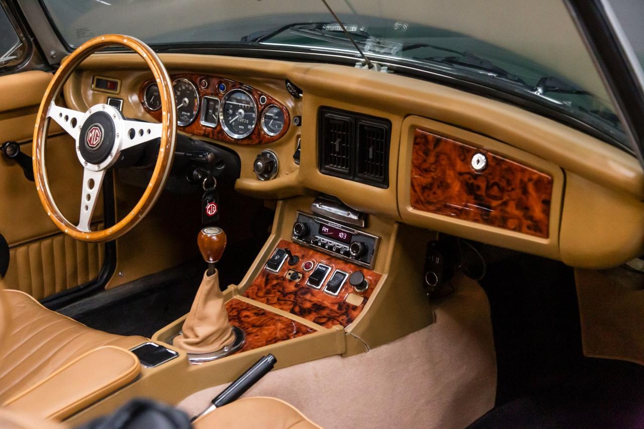 1974 MG MGB with OVERDRIVE