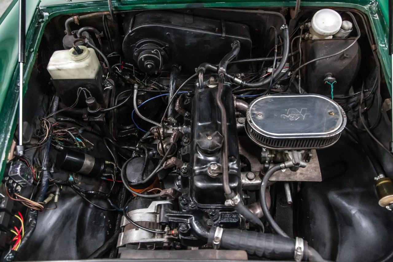 1974 MG MGB with OVERDRIVE