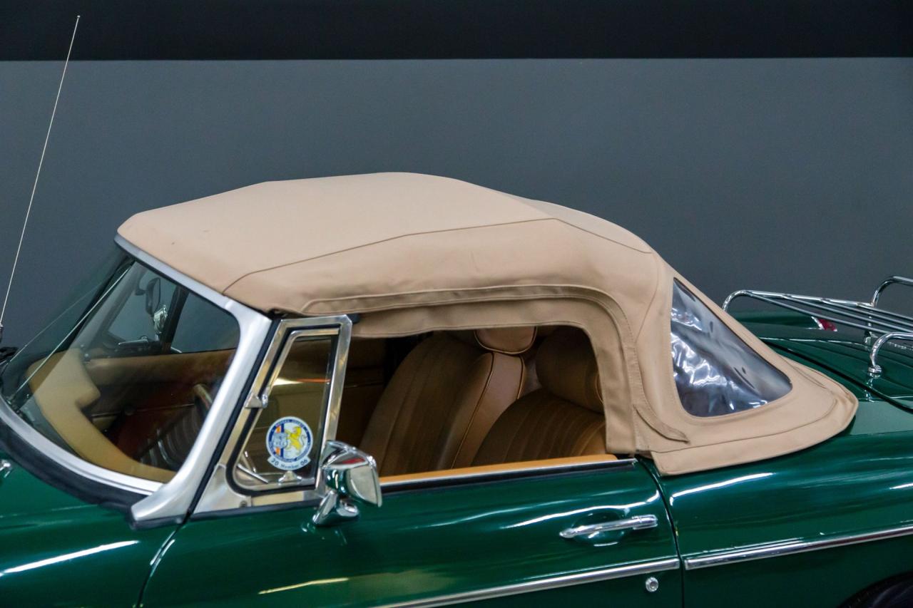 1974 MG MGB with OVERDRIVE