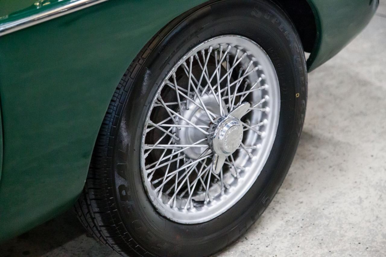 1974 MG MGB with OVERDRIVE