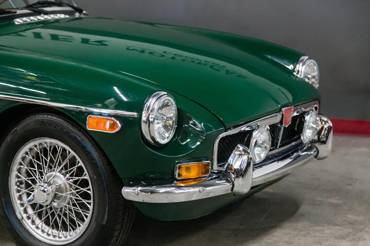 1974 MG MGB with OVERDRIVE