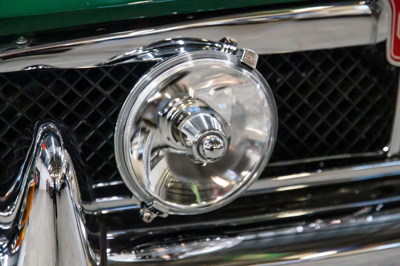 1974 MG MGB with OVERDRIVE