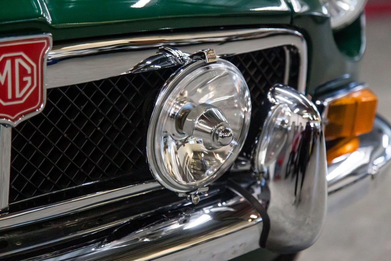 1974 MG MGB with OVERDRIVE