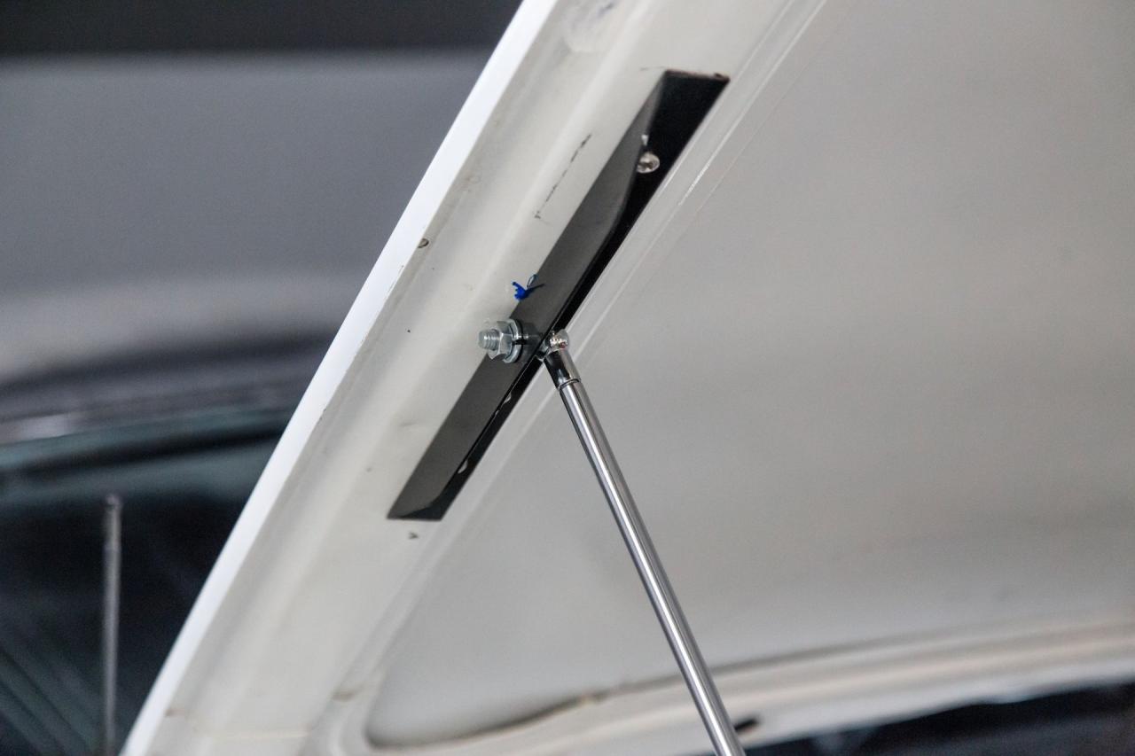 1974 Jensen Jenson Healey MK II