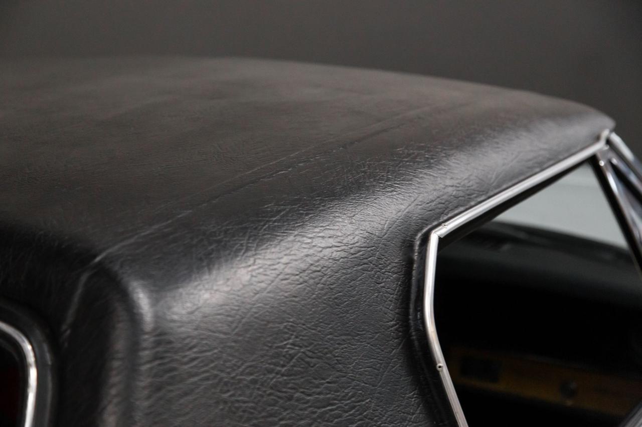 1974 Jensen Jenson Healey MK II