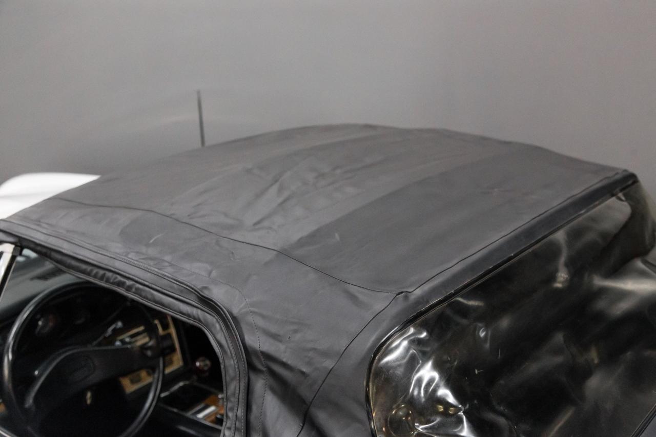 1974 Jensen Jenson Healey MK II