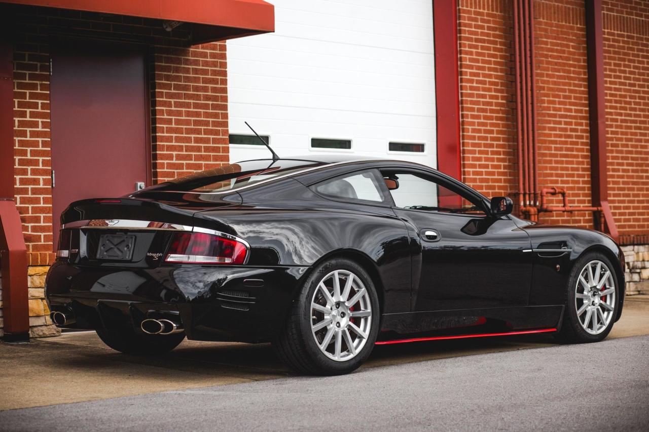 2006 Aston Martin VANQUISH S