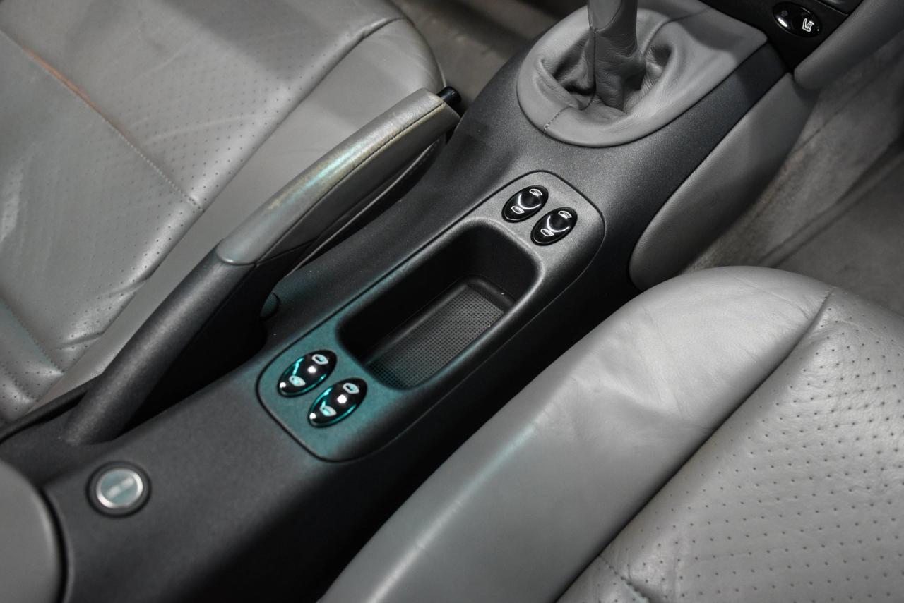 1999 Porsche 12130 mile 911/996 CABRIOLET