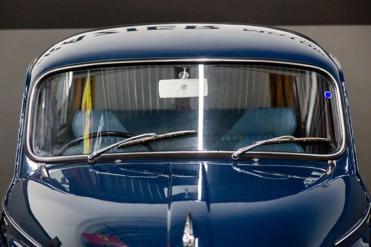 1970 Morris RESTORED TRAVELER