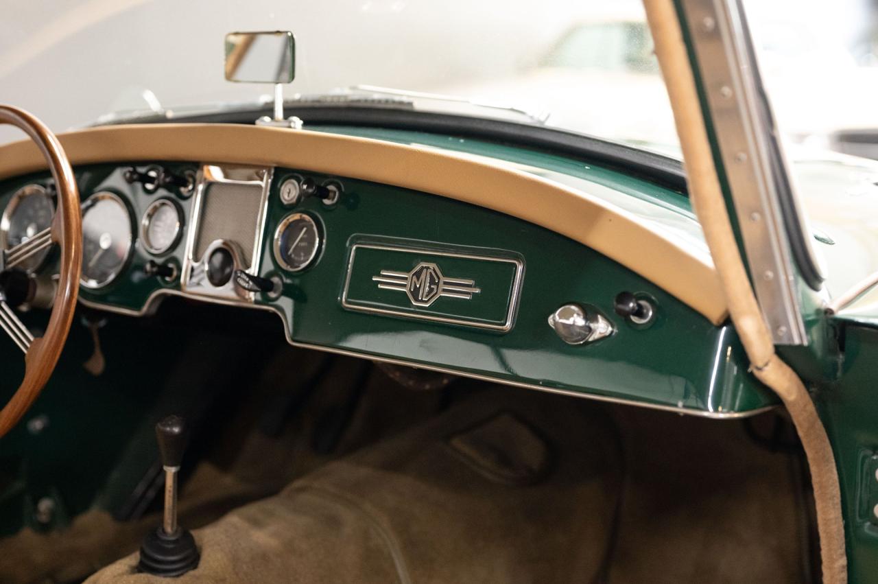 1961 MGA 1600 COUPE A Coupe