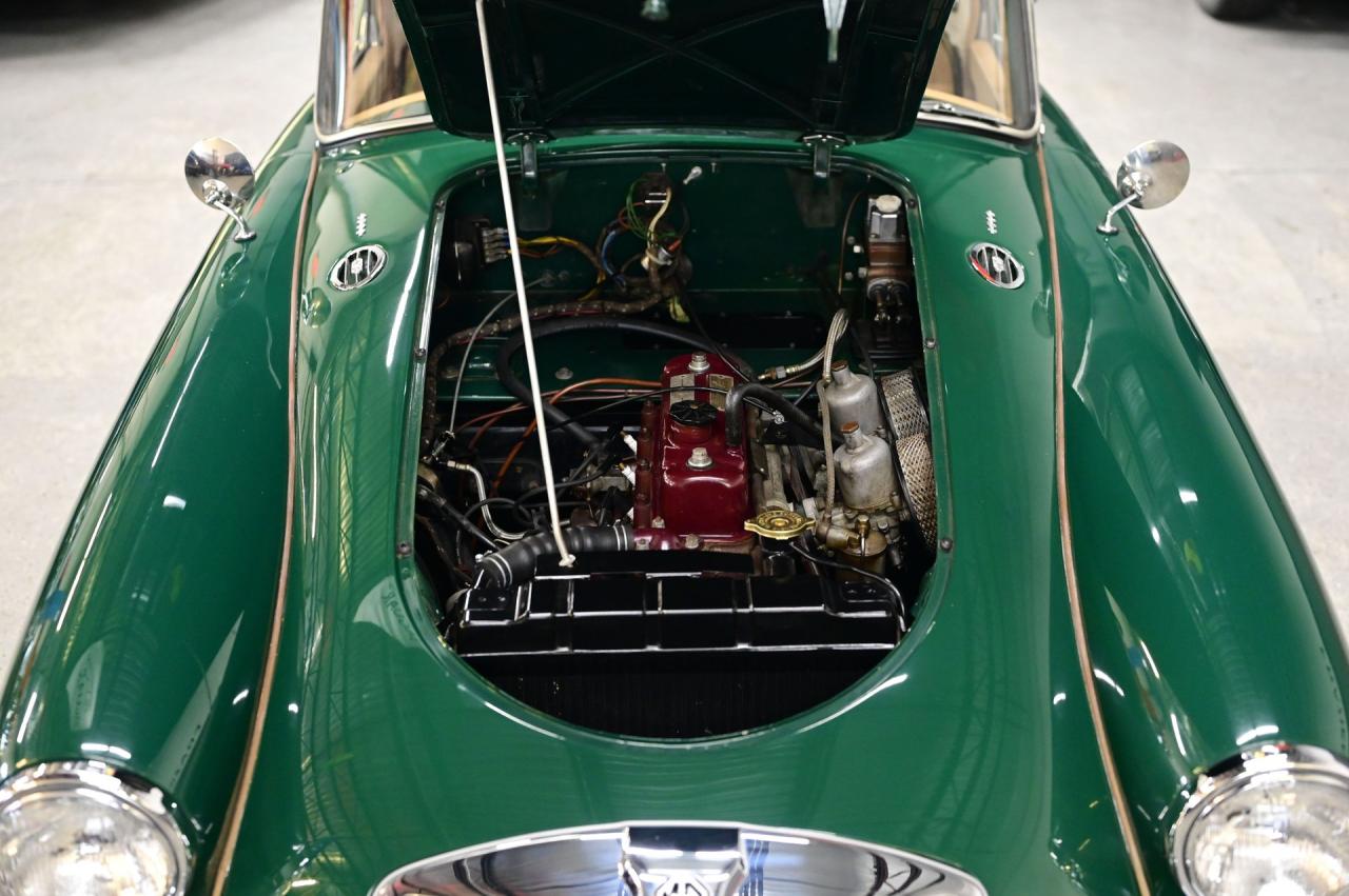 1961 MGA 1600 COUPE A Coupe