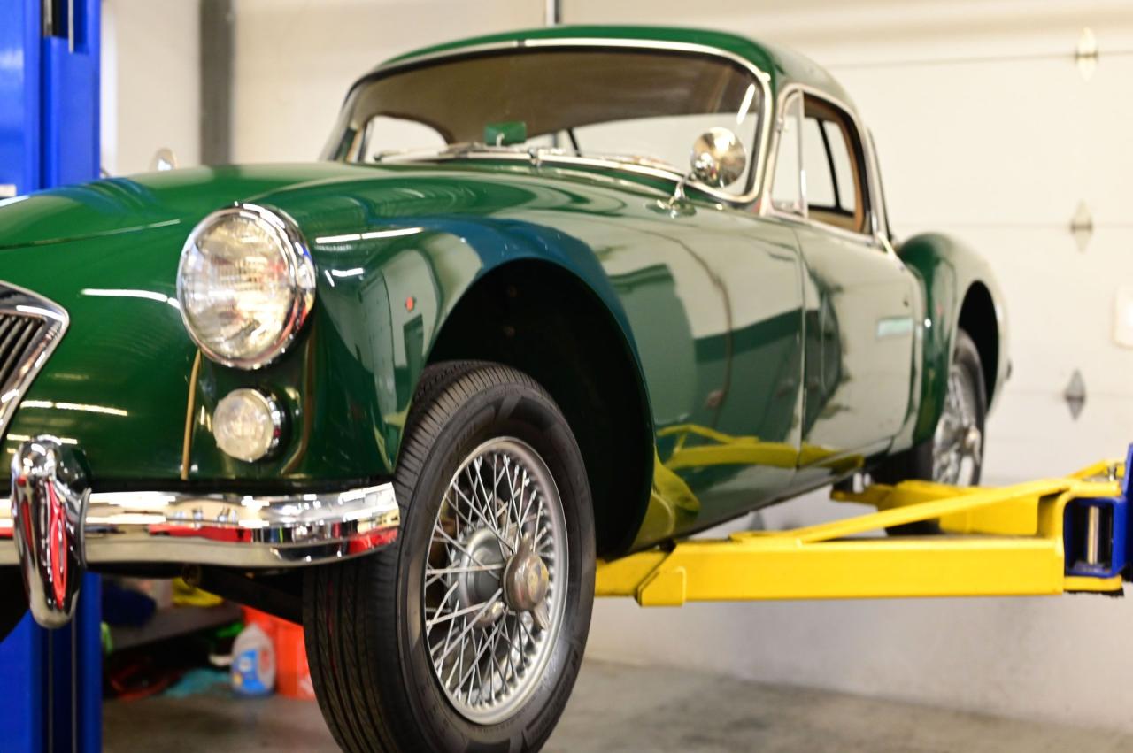 1961 MGA 1600 COUPE A Coupe