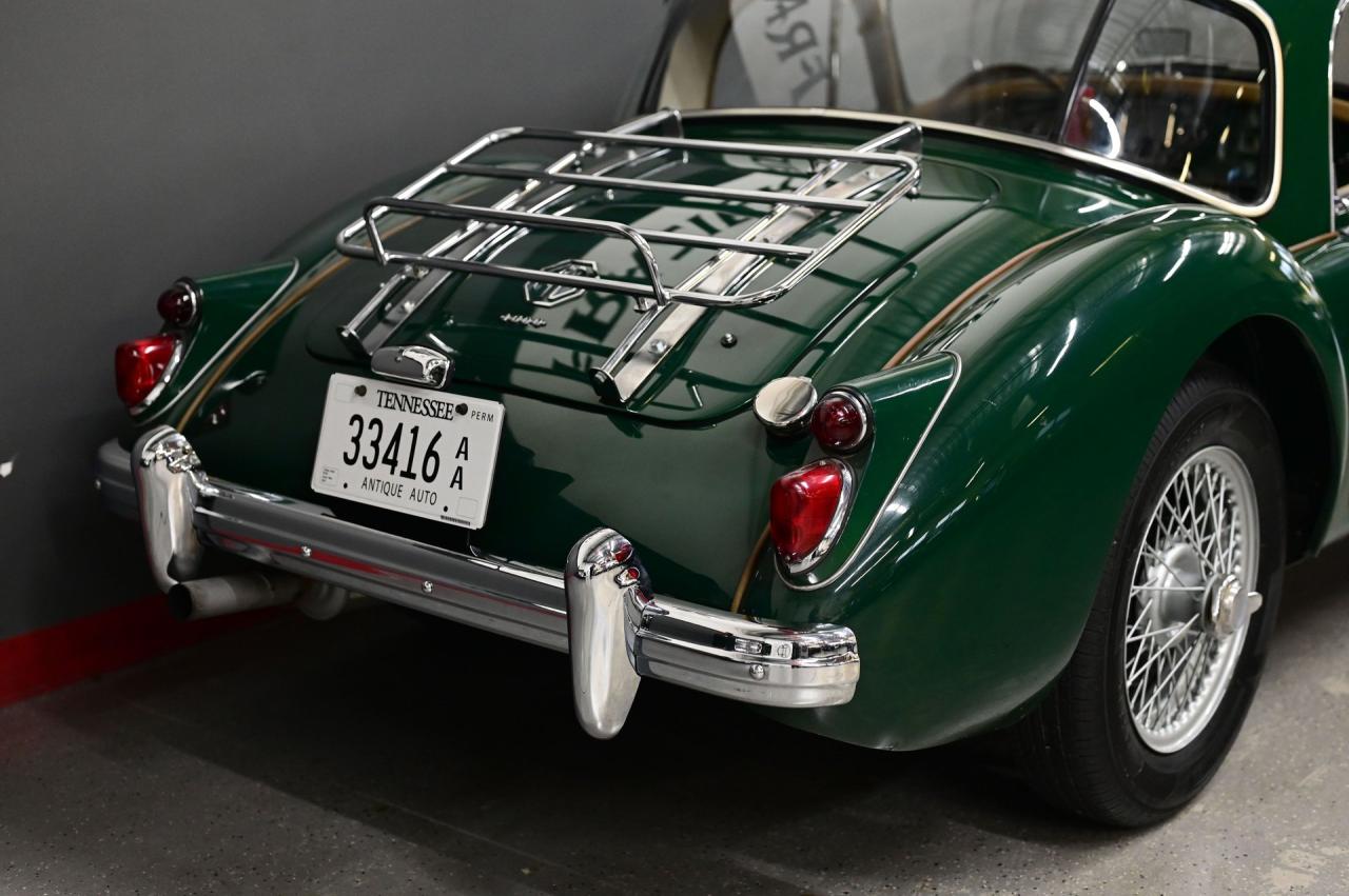 1961 MGA 1600 COUPE A Coupe