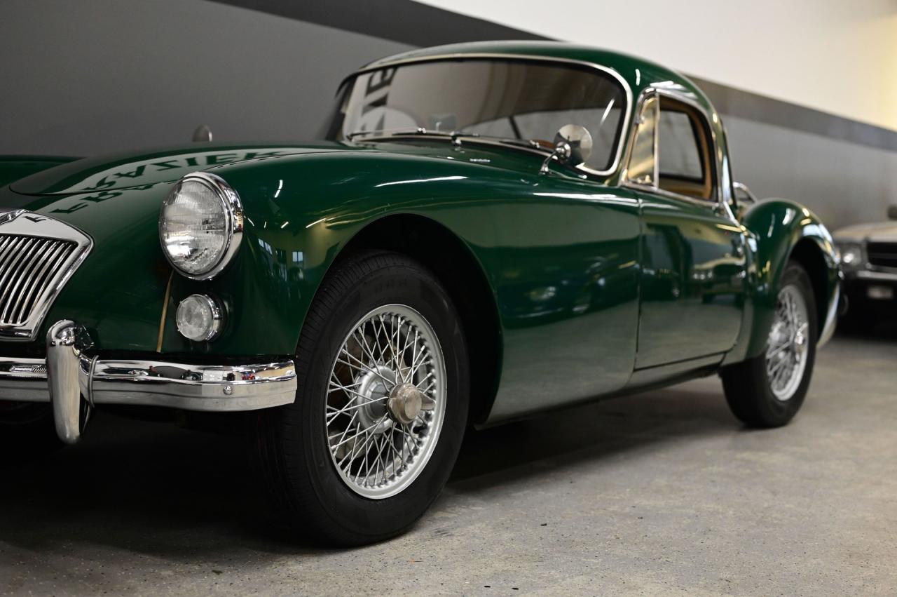 1961 MGA 1600 COUPE A Coupe