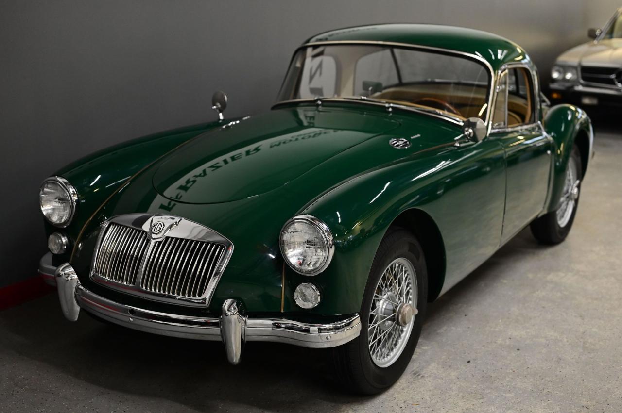 1961 MGA 1600 COUPE A Coupe