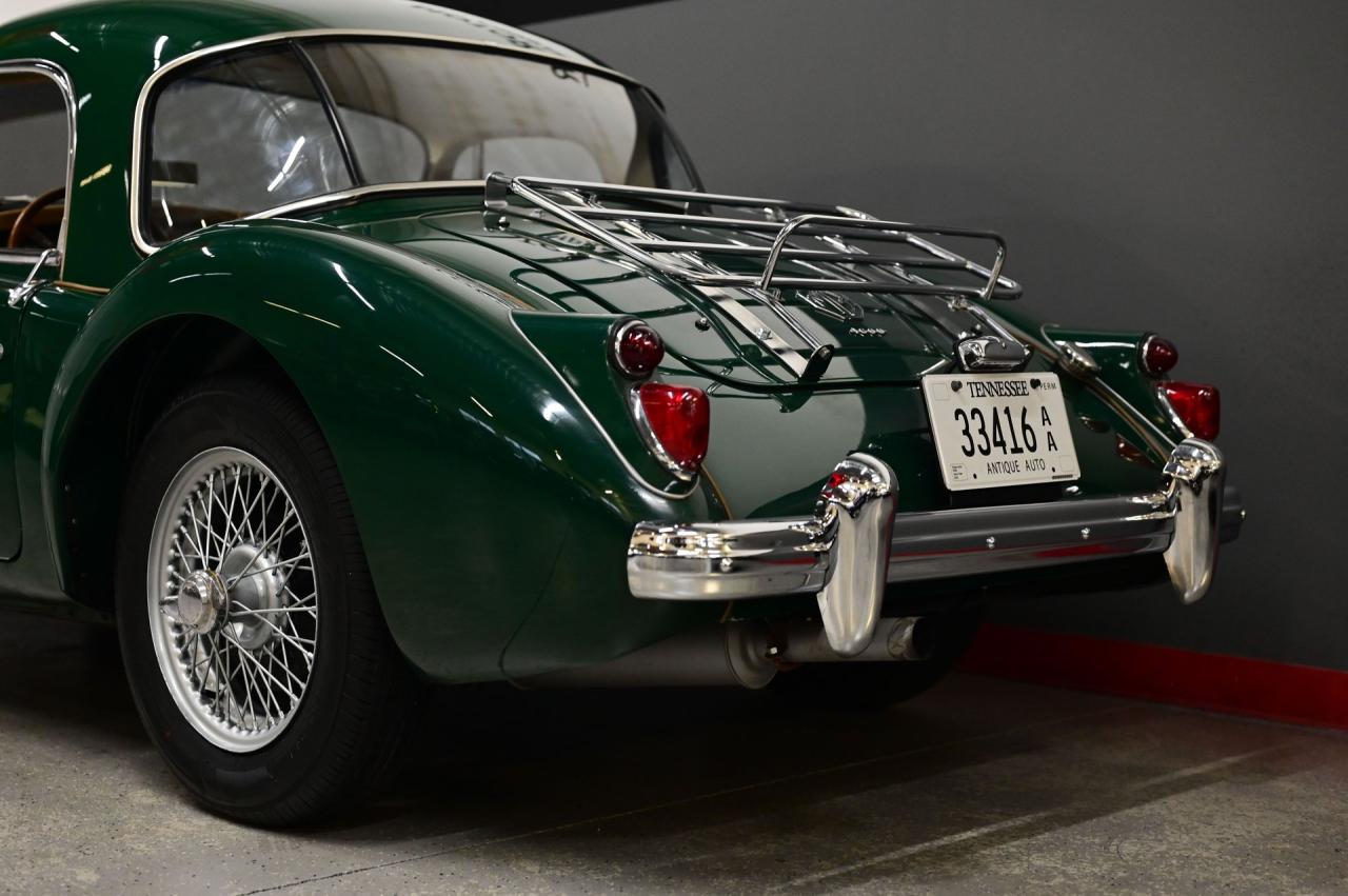 1961 MGA 1600 COUPE A Coupe