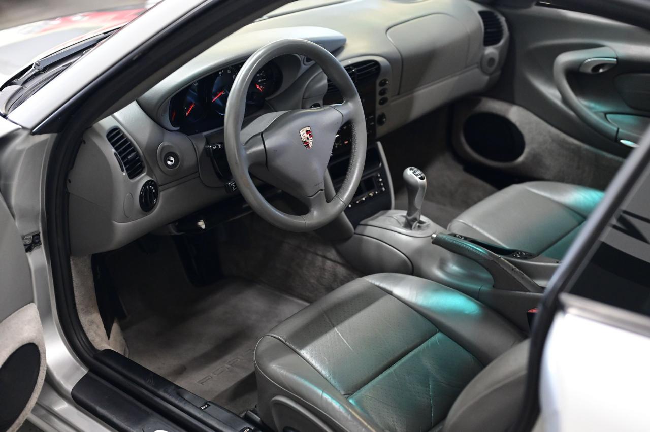 2001 Porsche 911/996 C4 Coupe