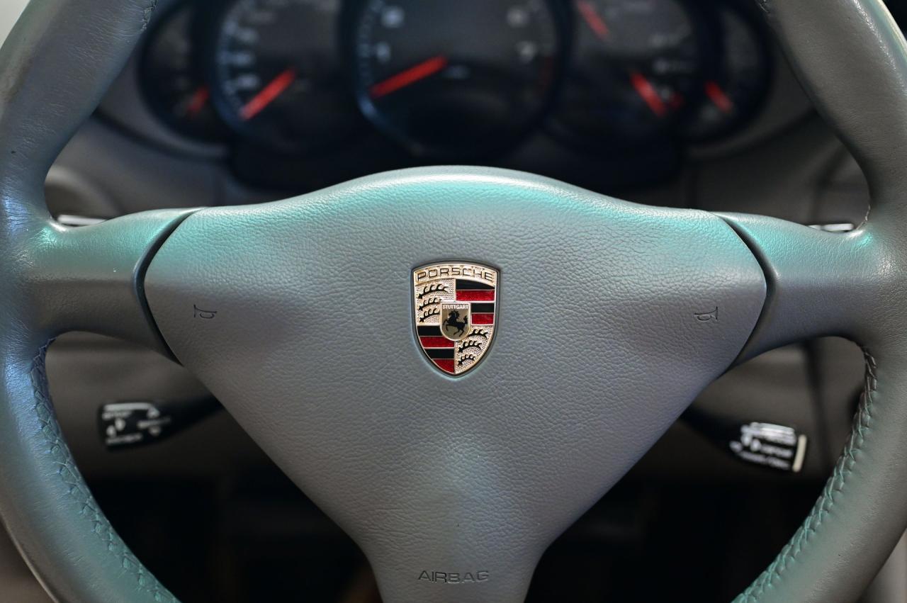 2001 Porsche 911/996 C4 Coupe