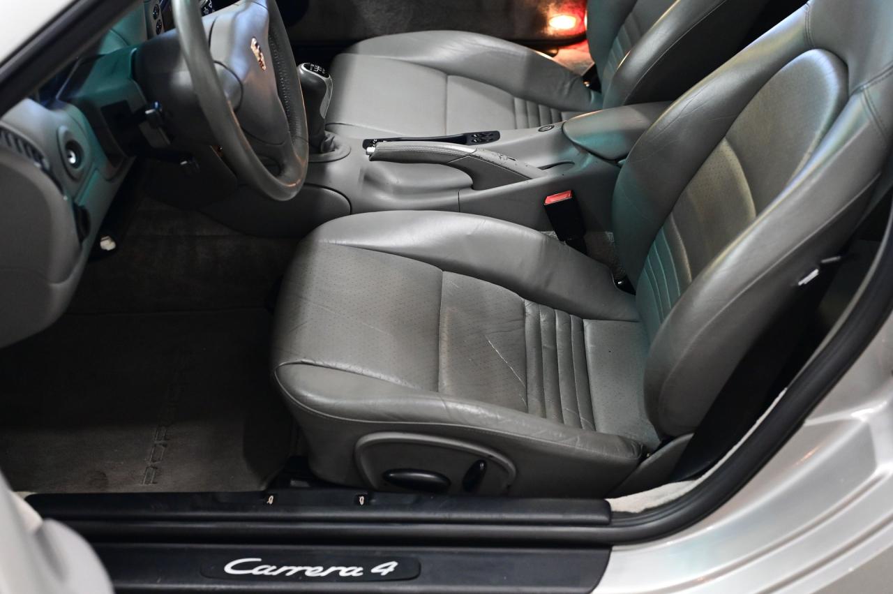 2001 Porsche 911/996 C4 Coupe