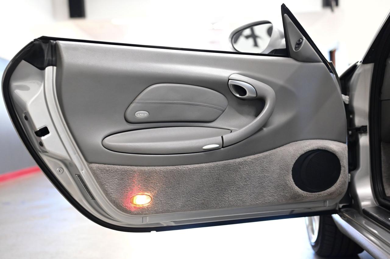 2001 Porsche 911/996 C4 Coupe