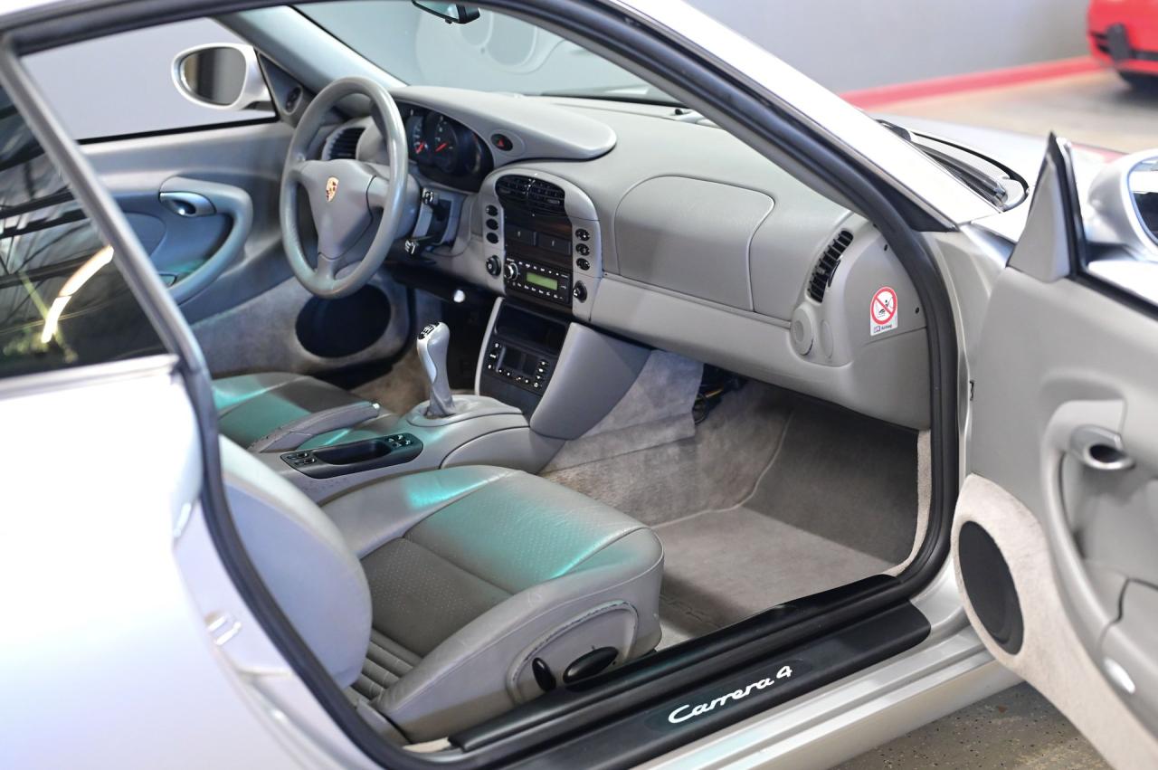 2001 Porsche 911/996 C4 Coupe