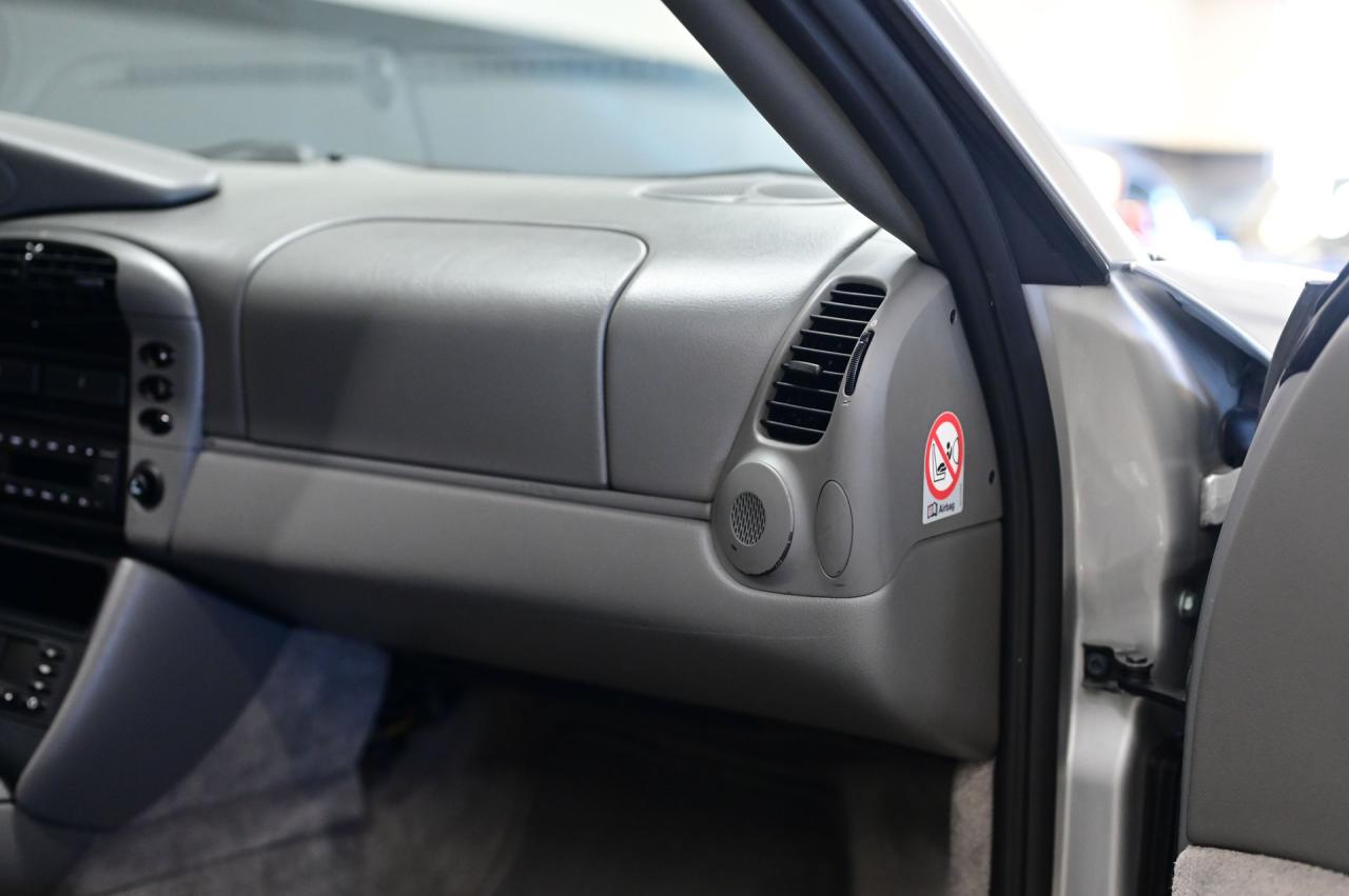 2001 Porsche 911/996 C4 Coupe