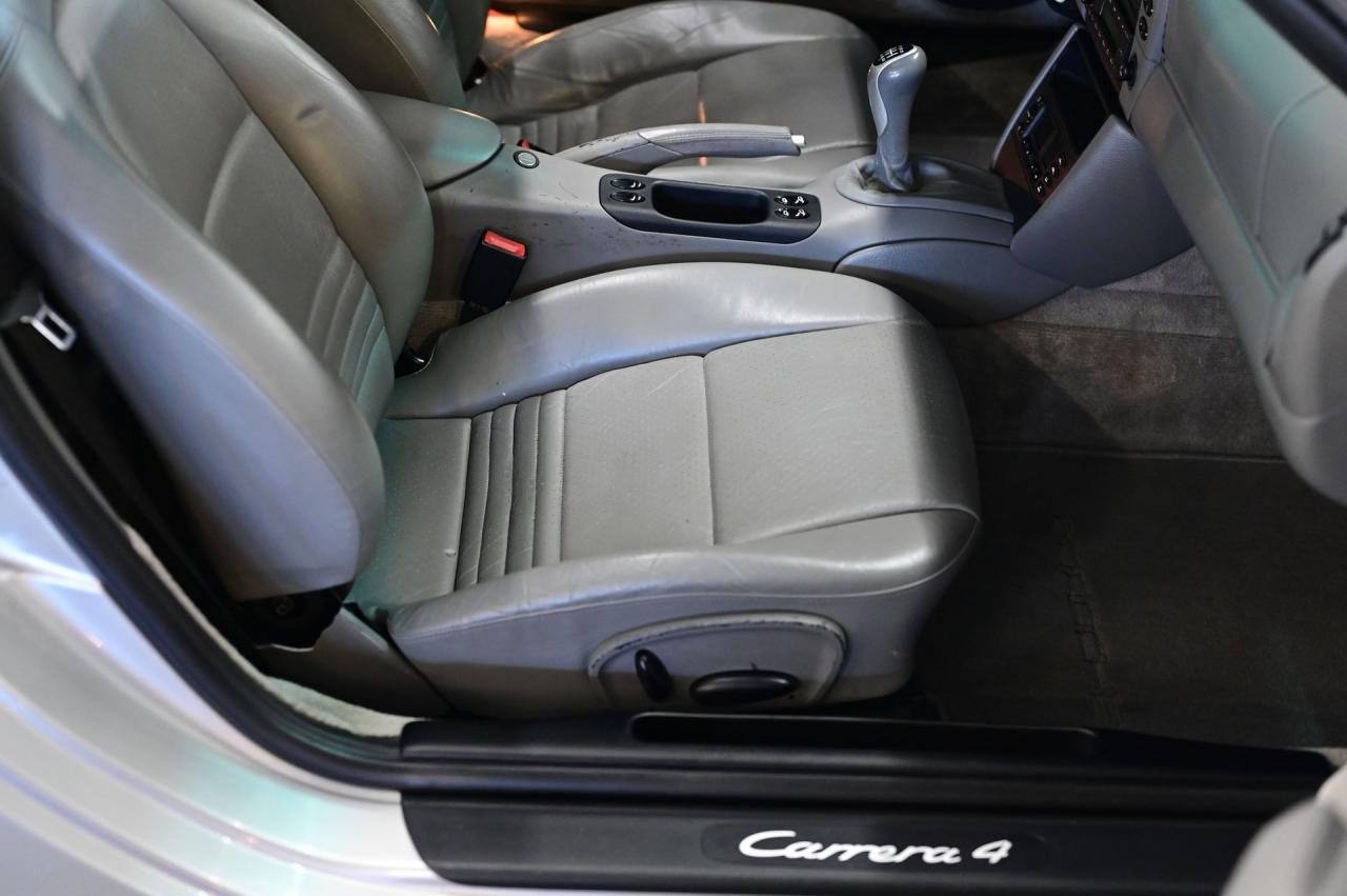 2001 Porsche 911/996 C4 Coupe