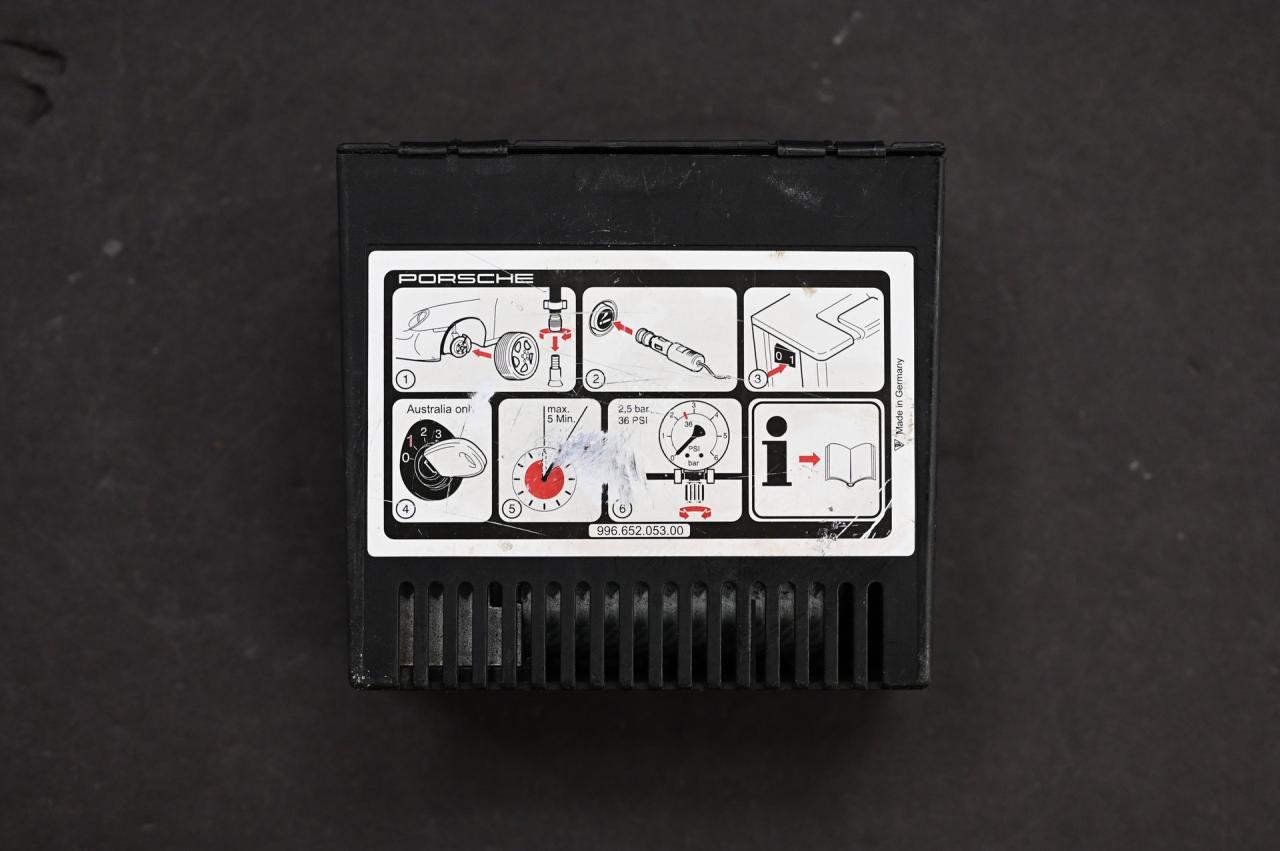 2001 Porsche 911/996 C4 Coupe