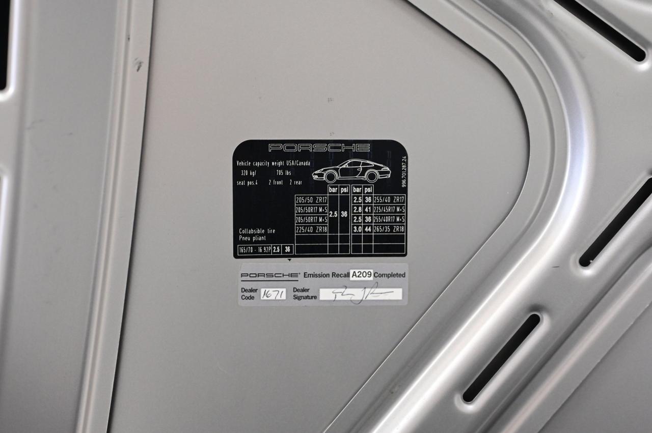 2001 Porsche 911/996 C4 Coupe